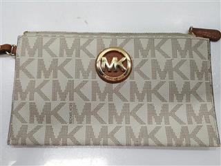 mk white wallet